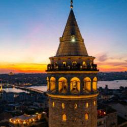 Bakan Ersoy: 'Bu yıl 550 bini aşkın misafirimizi gece müzeciliğinde ağırladık'  