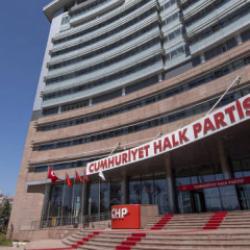 CHP'de istifalar bitmiyor! 7 isim daha partiyi bıraktı