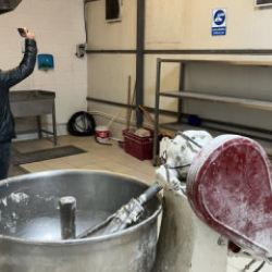 Ekmek fabrikasında fare gezdi iddiası! Denetimde şoke eden görüntü