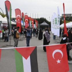 İstanbul'da AVM'lerde Gazze için hayır çarşıları kuruldu 