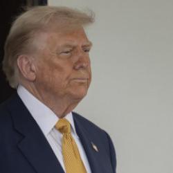 Trump'tan Kiev'e çağrı! 'Yapmaları gereken oldukları yerde durmak'