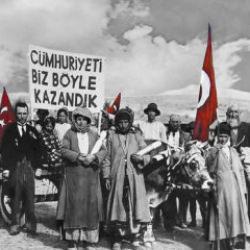 Türkiye Cumhuriyeti 102 yaşında