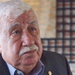 Ahmet Gülhan hayatını kaybetti