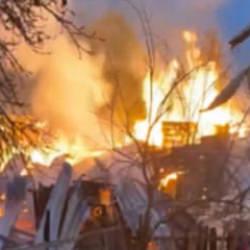 Karabük’te 2 katlı ahşap evde yangın! 5 kişi dumandan etkilendi