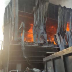 Kocaeli'de parfüm deposunda yangın: 6 kişi öldü!