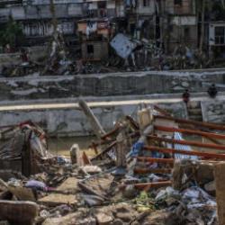 Tayfun Filipinler'i fena vurdu! Can kaybı 85'e çıktı!