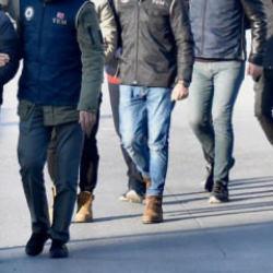 İzmir merkezli FETÖ operasyonu: 18 kişi yakalandı!