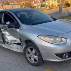 Erzincan'da feci kaza: 2'si çocuk 4 yaralı!