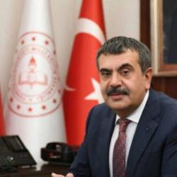 MEB'ten öğrencileri sevindirecek haber! Peş peşe müjdeyi verdi