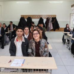 Başkan Şahin, yılın ilk deneme sınavında öğrencileri yalnız bırakmadı