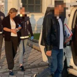 Evden 300 bin TL değerinde ziynet eşyası ile saç şekillendirici çaldı