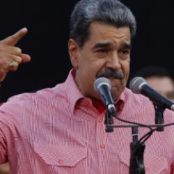Nicolas Maduro ABD'ye meydan okudu: 'Venezuela'yı ele geçiremeyecekler'