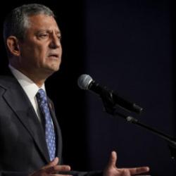 Özgür Özel, Akın Gürlek’i hedef almıştı! Hakaretin faturası kesildi