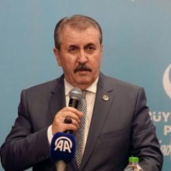 Mustafa Destici: Evlenmemiş olanları kamuda işe almayacaksın!