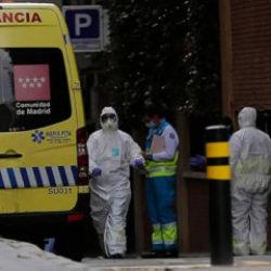 Avrupa ülkesinde Covid-19 tedbirleri geri döndü!