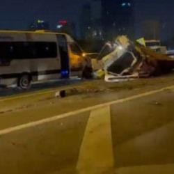 Bağcılar TEM Otoyolu'nda zincirleme kaza!