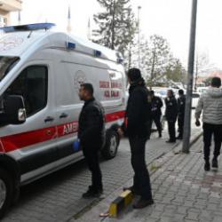 Kayınpeder, gelinini tabancayla yaralayıp, onun kız kardeşini öldürdü