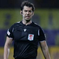 Onur Özütoprak aslında kimdir? Skandal kararlara imza attı