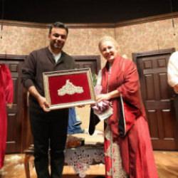 Bağcılar'da “Fatih’te Bir Konak” oyununun prömiyeri izleyicisiyle buluştu