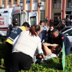 Aydın'da akıl dışı olay! Boşanma duruşmasından çıktı, eşini bıçakladı