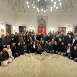 Eyüp İmam Hatip Lisesi mezunları ve hocaları 9 yılın ardından buluştu 