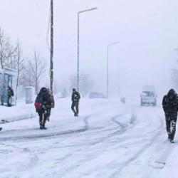 İstanbul ve Ankara’da kar bekleyişi uzadı: Uzmanlar tarih verdi!