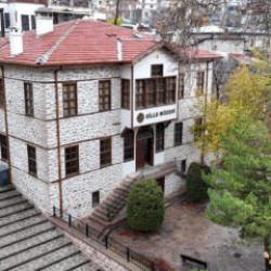 Konya’da Şeb-i Arus atmosferi: Sembol mekanlar doldu taştı!