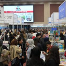 Bahçelievler Kitap Fuarı'nı 1,5 milyon kitapsever ziyaret etti