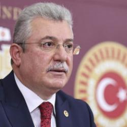 AK Parti'li Akbaşoğlu: İmamoğlu için İngiliz Başbakanı'ndan yardım istendi