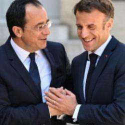 Hristodulidis 'tarihi ortaklık' diyerek duyurdu! GKRY ve Fransa imzaları attı