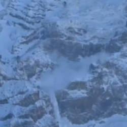 Ağrı Dağı'nda çığ düştü! Olay anı kameraya yansıdı 