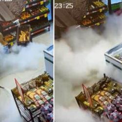 Markette yangın tüpü yere düşünce çalışan panikle kaçıştı