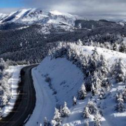 Mevsimin doğaya yansıması: Tersun Dağı Geçidi’nde böyle görüntülendi!