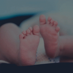 Esenler’de şoke eden olay: Dondurucu soğukta otobüs durağında bebek bulundu!