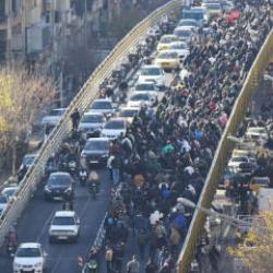 İran'da protestolar sürüyor: 4 ölü, 17 yaralı, 30 gözaltı