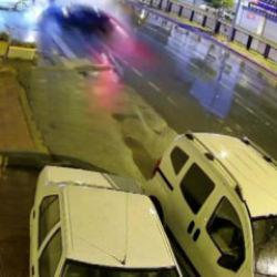 Adana'da feci kaza O anlar kamerada