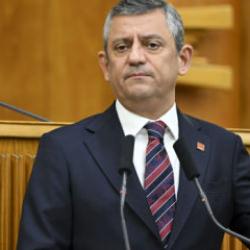 Özgür Özel, Şara yönetimini hedef aldı! 'Suriye'nin tamamını temsil etmiyor'