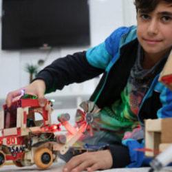 Üretime gönül veren 12 yaşındaki Selçuk, Selçuk Bayraktar'ı örnek alıyor