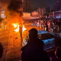 İran'da ölü sayısı 5 bine yaklaştı