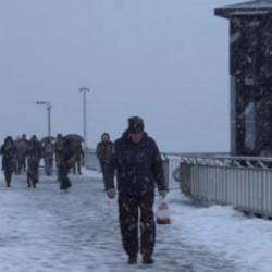 Meteoroloji uyarmıştı: İstanbul’un birçok ilçesinde kar yağışı başladı! İşte ilk kareler