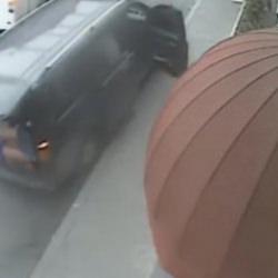 Taksim'de katliama ramak kala! Şoför el frenini çekmeyi unuttu turist minibüsü böyle kaydı