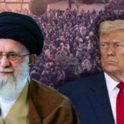 Trump'tan İran'a müdahale açıklaması! 'Ordu konuyu inceliyor'