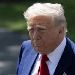 Trump'tan NATO'ya Grönland çağrısı: Almamıza öncülük edin