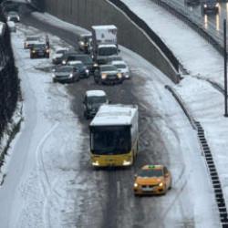 İstanbul'da kar yağışı nedeniyle 378 ihbar geldi! İşte en fazla ihbar gelen 5 ilçe