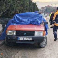 Karabük'te park halindeki araçta sır ölüm