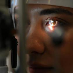 Uzak durun: Göz sağlığını tehdit ediyor! Sakın yapmayın