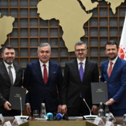 Basın İlan Kurumu ile Kredi Garanti Fonu arasında işbirliği protokolü imzalandı