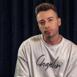 Hakkında yakalama kararı çıkarılan Enes Batur'dan ilk açıklama