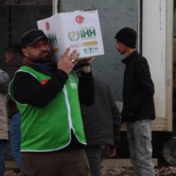 İHH, Ayn el Arab’a (Kobani) yardım ulaştırmaya devam ediyor