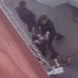 Eski eşini sokak ortasında darp etti: O anlar kamerada